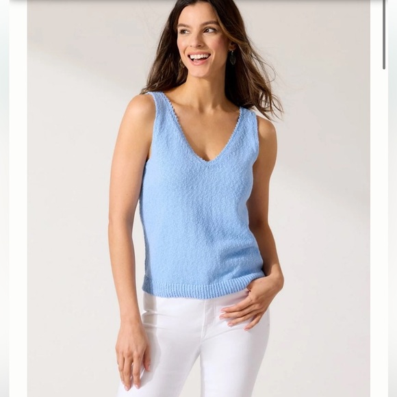 Tommy Bahama Water's Edge V-Neck Linen-Blend Tank Top ๐ - Picture 3 of 3